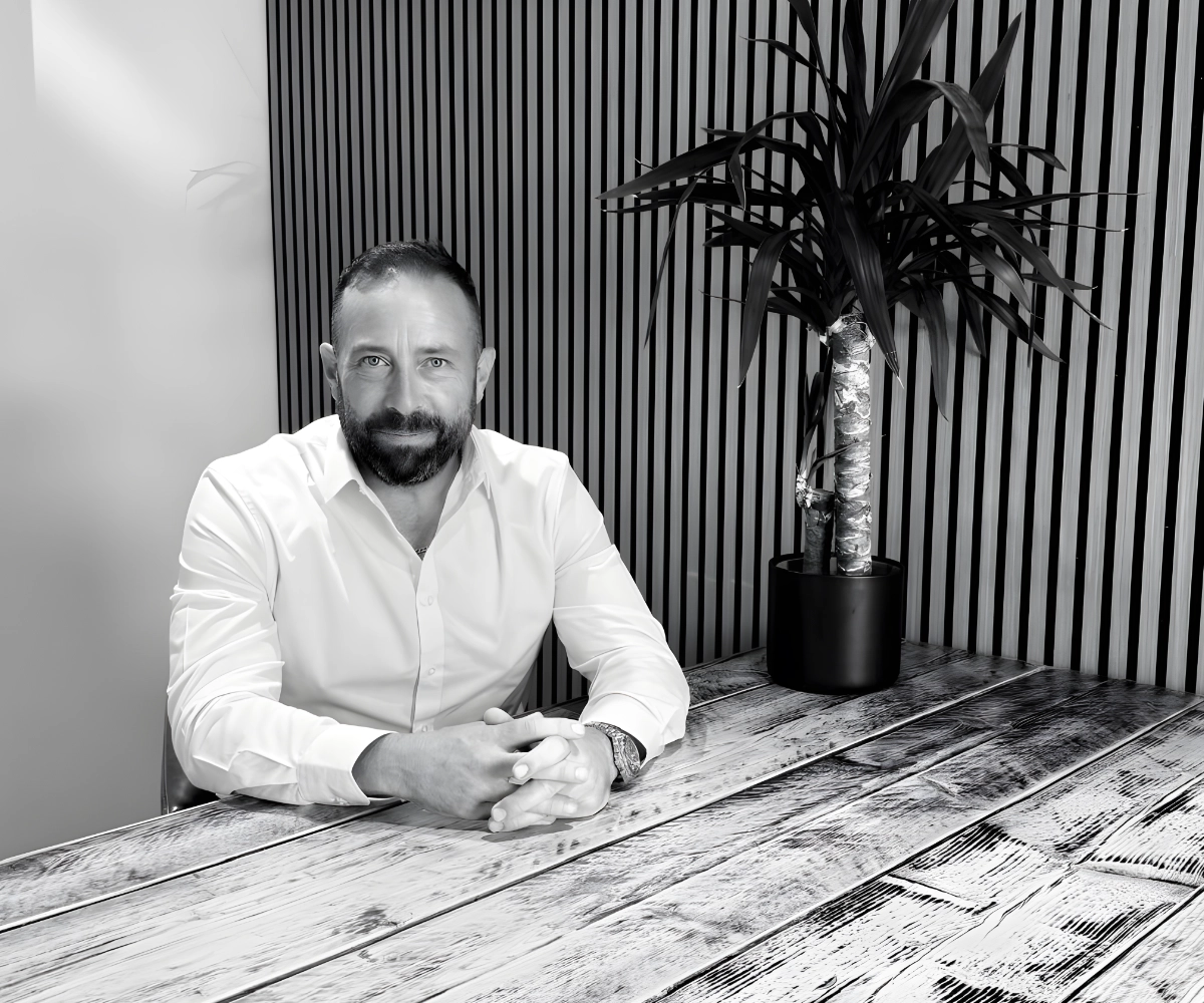 Rob Worsfold, Operations Manager